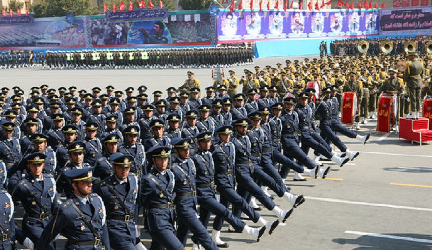 الجيش سيدافع حتى الموت ذودا عن نظام الجمهورية الاسلامية والثورة