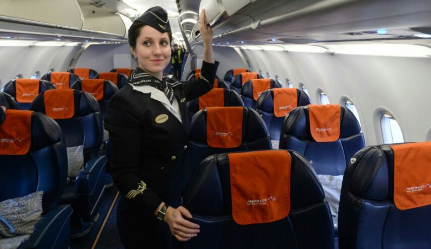 10 عبارات مهينة لمضيفات الطيران تجنبها