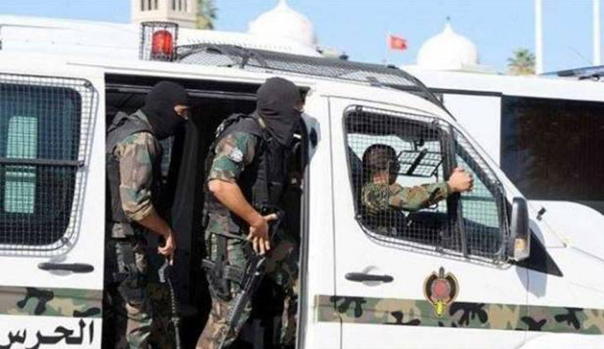 طعن سائحين أوروبيين في تونس