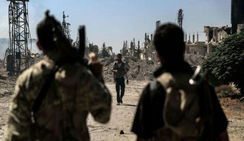 الدفاع الروسية : انقلاب في صفوف "جيش الإسلام" يطيح بقادته المؤيدين للخروج من دوما