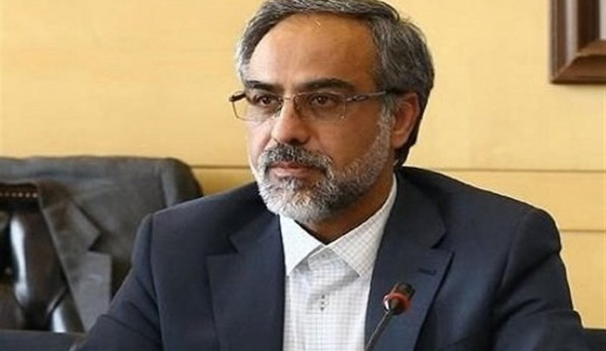 نائب: قادة حرس الثورة الاسلامية يقدمون تقريرا للجنة الامن القومي النيابية حول العدوان على سوريا