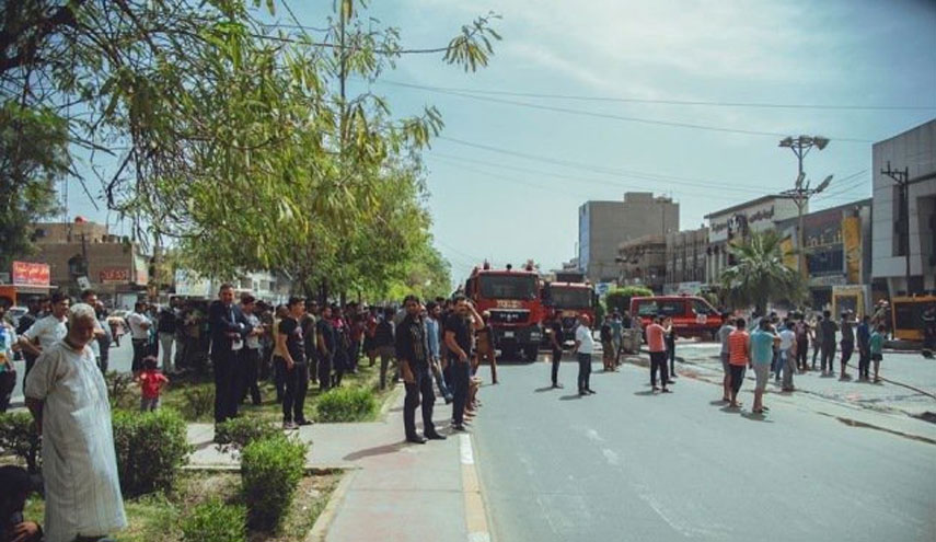 الصور الاولى لحريق منطقة المنصور في بغداد