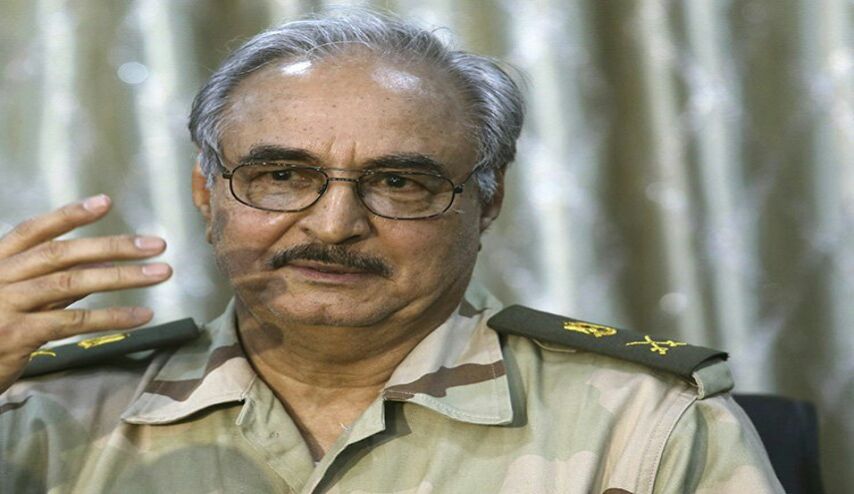 حفتر يصل إلى العاصمة المصرية