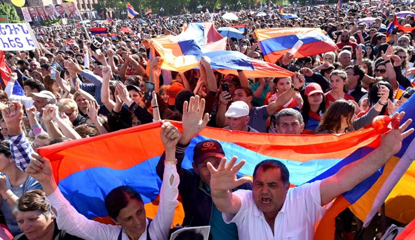 عصيان مدني في أرمينيا.. والمعارضة تحاصر العاصمة