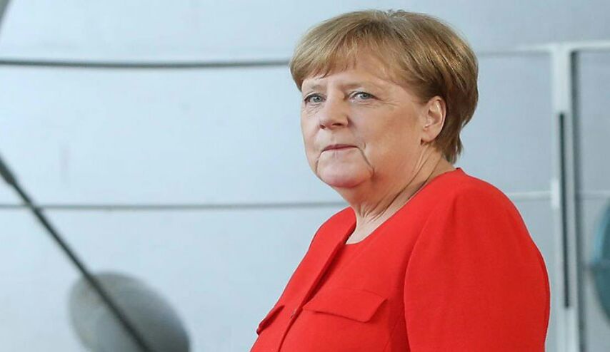 ميركل: ينبغي عدم إلغاء الاتفاق النووي مع إيران