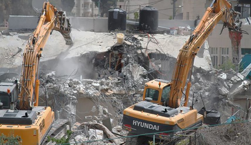  إخطارات بهدم منشآت سكنية شمال القدس المحتلة 