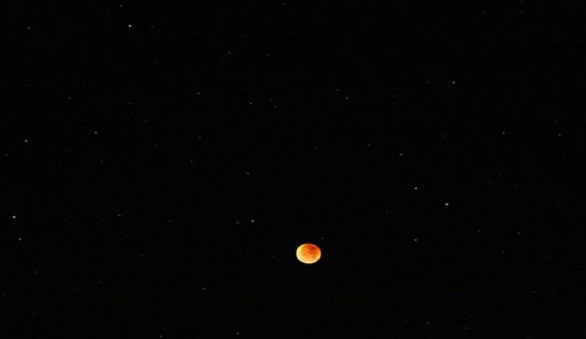 سكان الأرض على موعد مع ظاهرة فلكية تحدث كل 100 عام !!