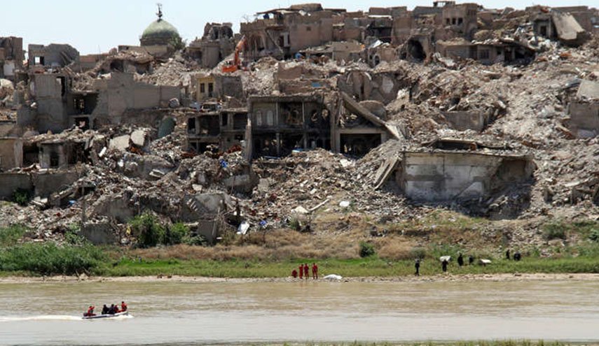  تقرير... مئات الجثث تحت أنقاض الموصل تهدد حياة الأحياء 