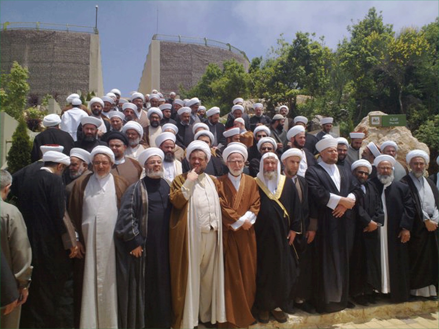 الأديان والطوائف في لبنان