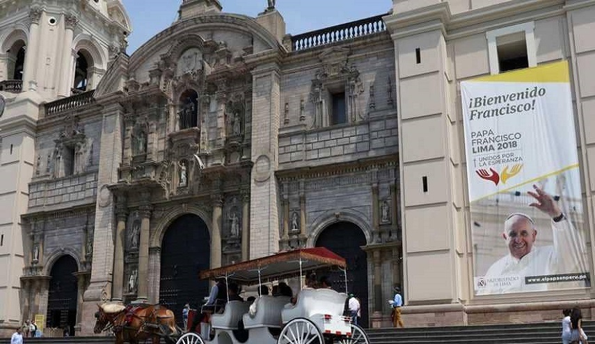 فضيحة مدوية تطيح بـ14كاهنا في الكنيسة التشيلية