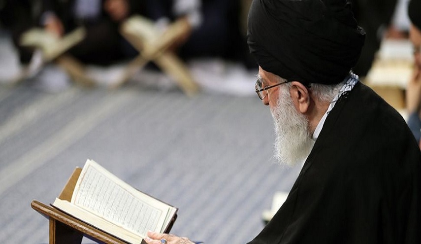 من وصايا الإمام الخامنئي دام ظله...كيف نبني علاقة أنس مع القرآن الكريم؟ 