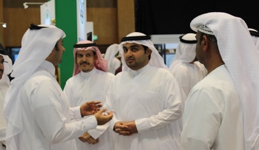 شيخ اماراتي يلجأ لقطر!