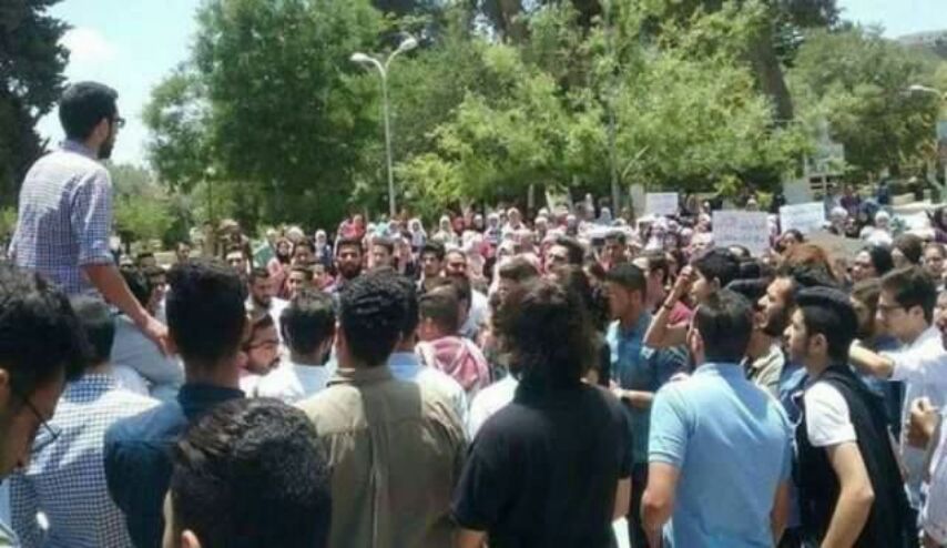 الأردن.. جامعات تنضم إلى الاحتجاجات الشعبية