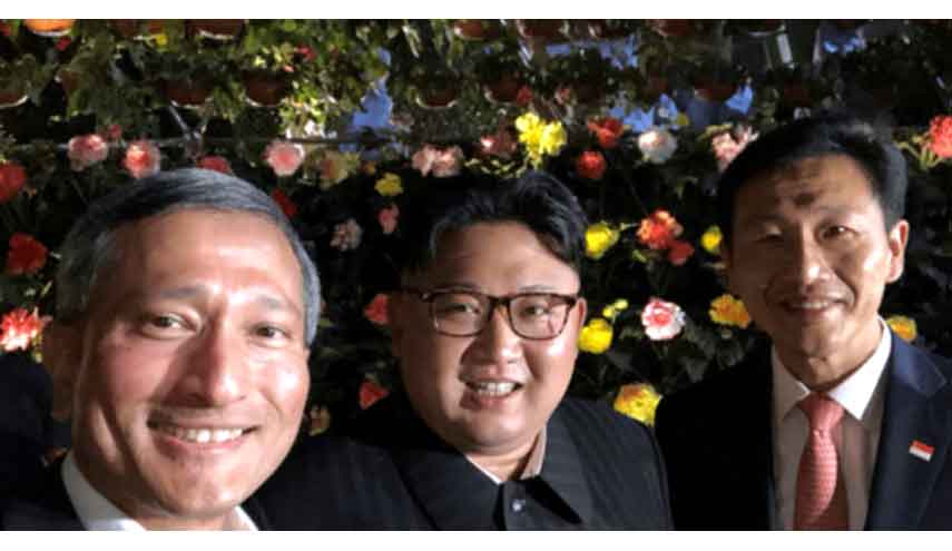 شاهد... زعيم كوريا الشمالية يلتقط سيلفي!