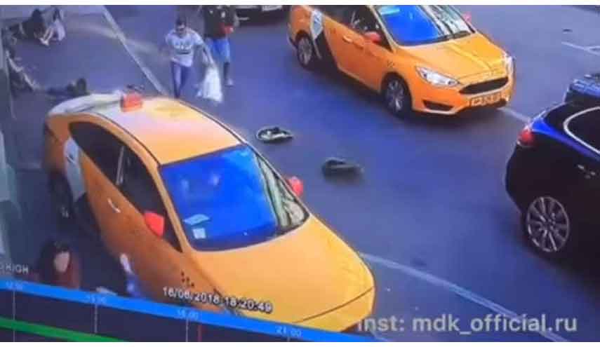 ما هي اعترافات سائق التاكسي الذي صدم المارة وسط موسكو؟..
