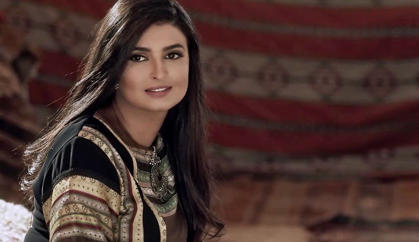 الاعلامية علا الفارس تثير جدلا جديدا في السعودية