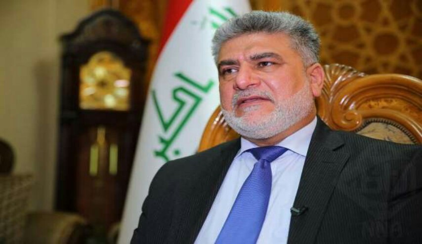 مكتب الصدر يفاجئ وزير التربية العراقية بهذا الطلب!