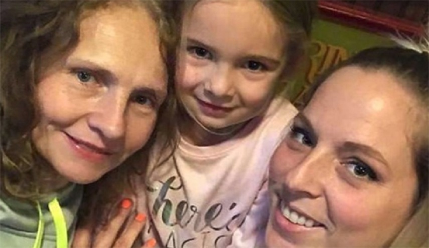 سيدة أميركية تـكـتـشف أن جـارتـهـا هـي أخـتـها المفـقـودة