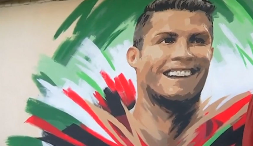 بالصورة.. جدارية لرونالدو في سارانسك الروسية