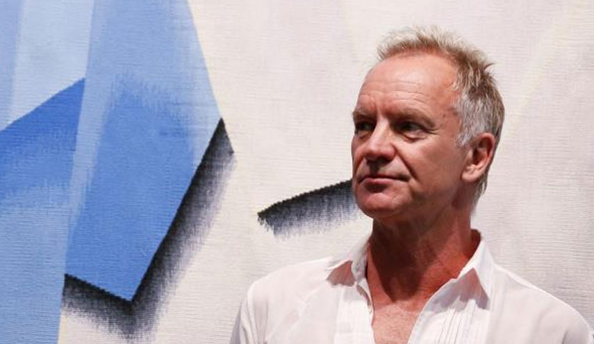 ممثل بريطاني شهير يخاطب قادة العالم: أنتم أشباه رجال!