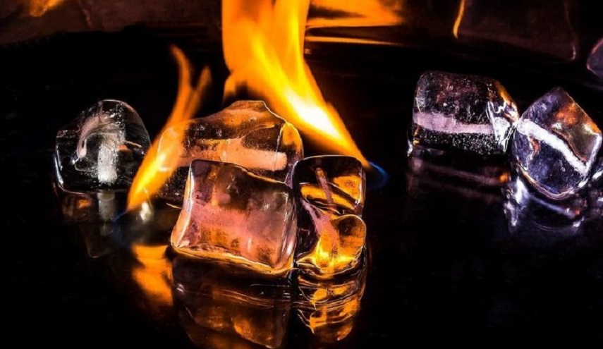  صدق أو لا تصدق: جليد حرارته كحرارة الشمس! 