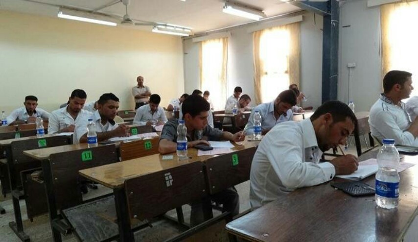 بالصور.. هذه أغرب حالة "غش" حصلت في مدرسة عراقية