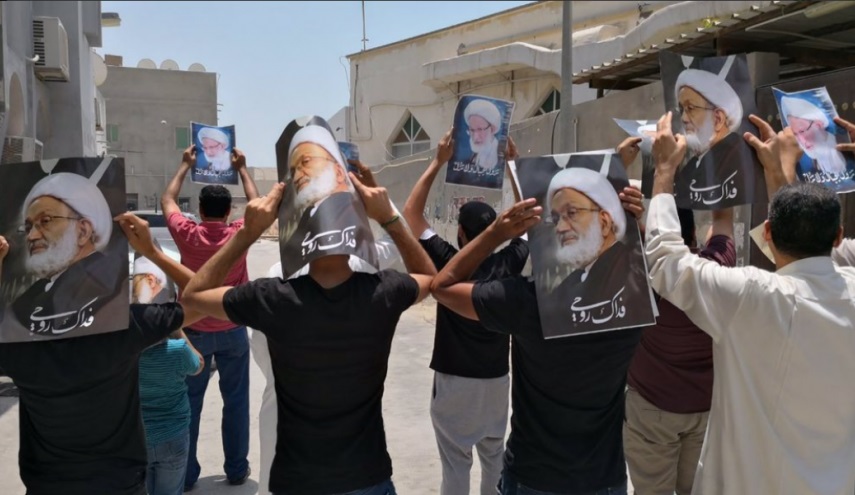  مسيرة في الدراز دفاعا عن آية الله قاسم 