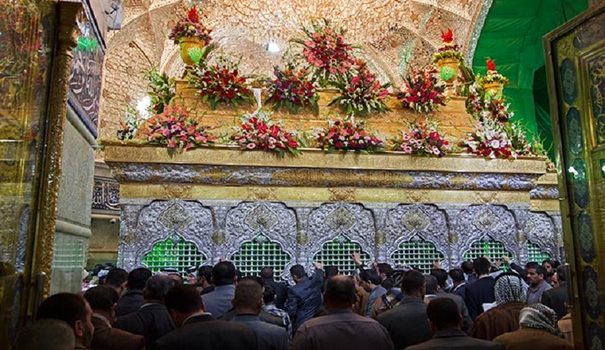 شاهد. صور نادرة لضريح الإمام الحُسين (ع) من الداخل