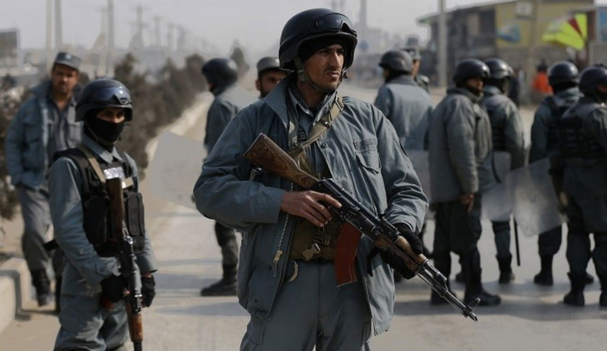 مقتل 4 من الشرطة الأفغان بهجوم على حاجز أمني قرب كابول