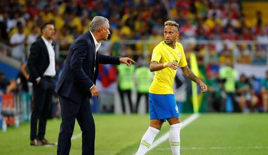 أول تعليق لمدرب البرازيل بعد هزيمة منتخبه أمام بلجيكا