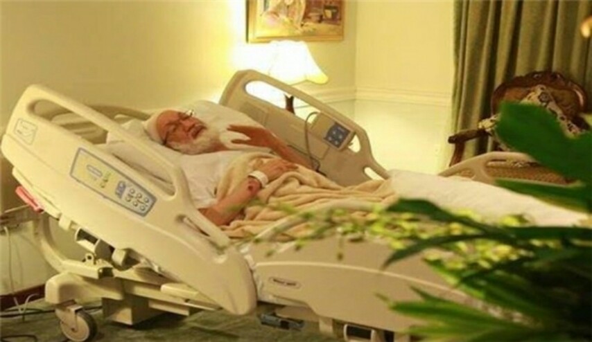 النظام البحريني يمنع الشعب من توديع آية الله عيسى قاسم الى المطار