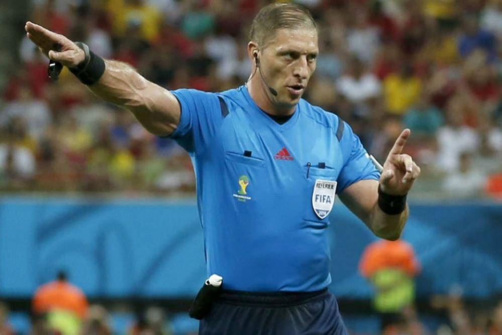 حكم نهائي المونديال 2018 يثير الجدل!