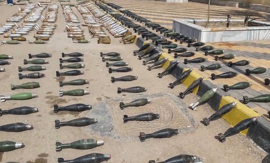 کشف تسليحات آمريکايي از انبارهاي داعش 