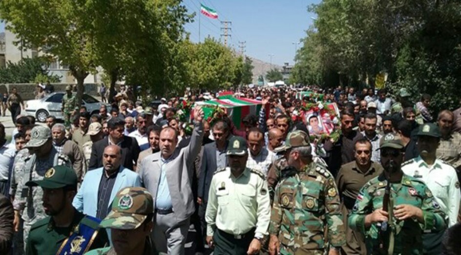 تشييع شهداء الاعتداء الارهابي في منطقة مريوان الحدودية + صور