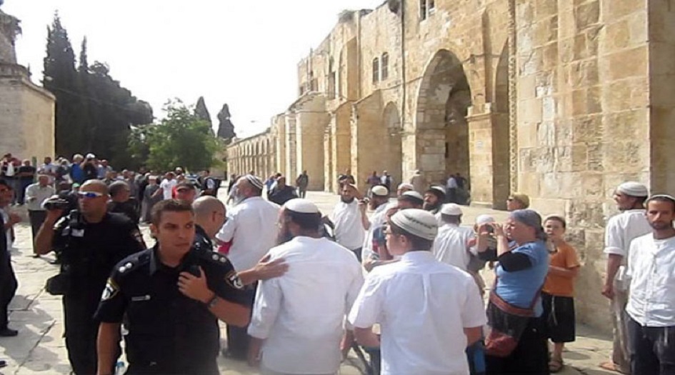 نفير عام بالقدس للتصدي لاقتحام المستوطنين للمسجد الأقصى