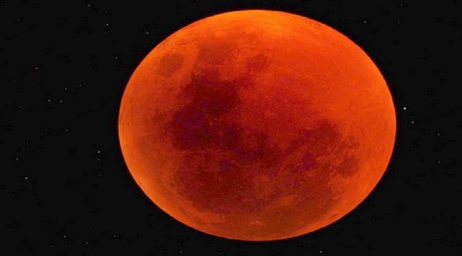  خسوف القمر يكشف اليوم مشاهد نادرة