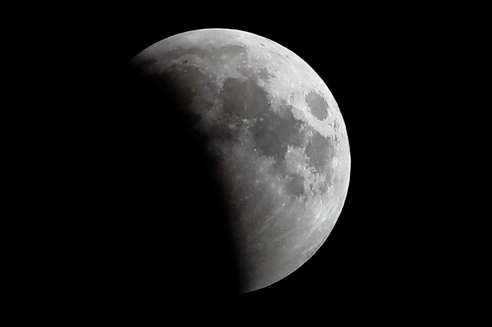 صلاة الايات مكتوبة... صلاة الخسوف... كيفية صلاة الايات