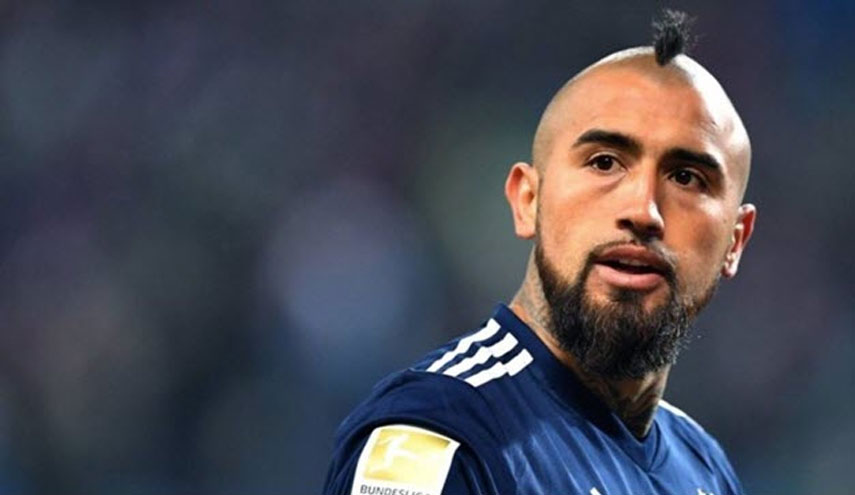 رسمياً.. فيدال ينضم لصفوف برشلونة