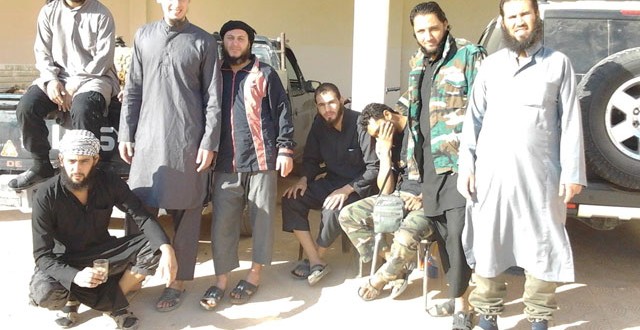 تسجيلات صوتية تكشف المستور لقادة ومسلحي جنوب سوريا