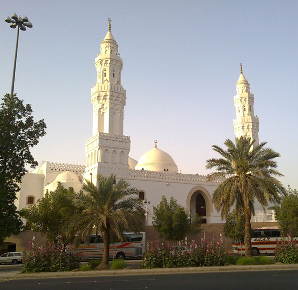 مسجدي با سابقه دو جهت عبادت و نماز