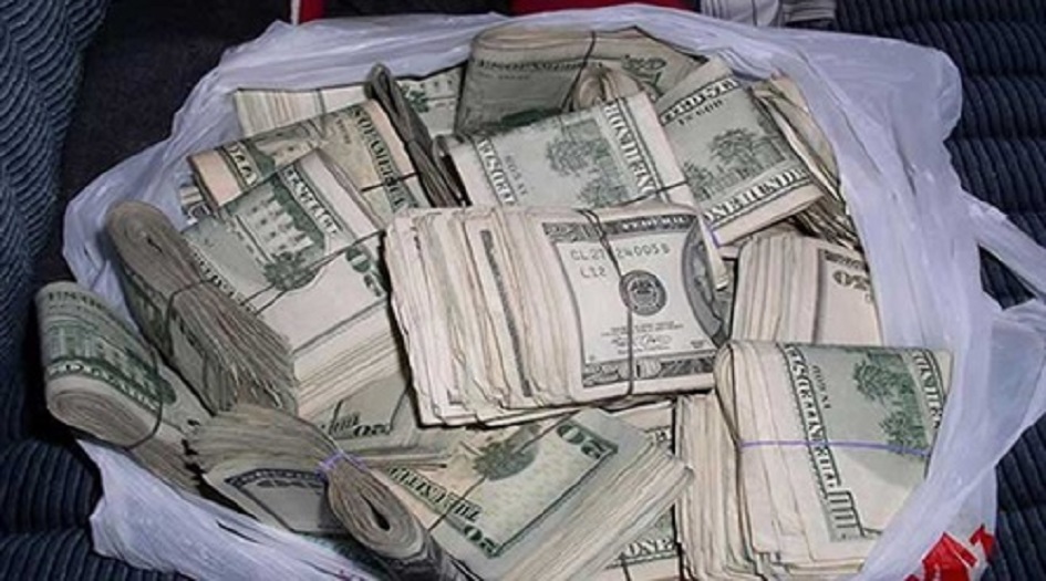  قصة مواطن كربلائي وقع في فخ العملات الأجنبية المزيفة.. اليكم التفاصيل؟!