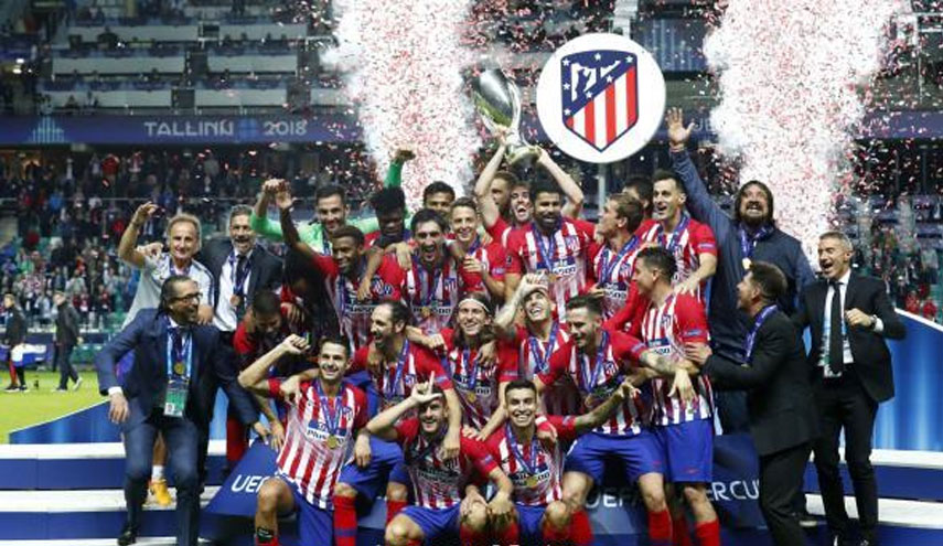 أتلتيكو مدريد يعاقب الريال برباعية ويتوج بكأس السوبر الأوروبي