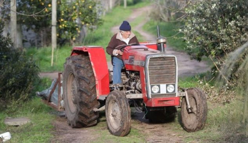 "أفقر رئيس سابق في العالم" يرفض الحصول على راتب تقاعدي