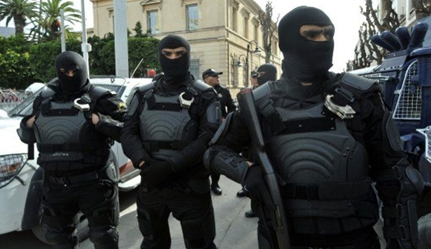 مقتل وإصابة عدة أشخاص اثر انفجار قنبلة شمالي الجزائر