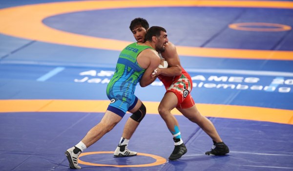 ذهبيتان لإيران في المصارعة الرومانية