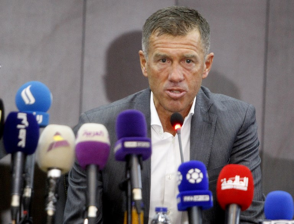 مدرب العراق الجديد: لا أعد بالكثير في بطولة آسيا