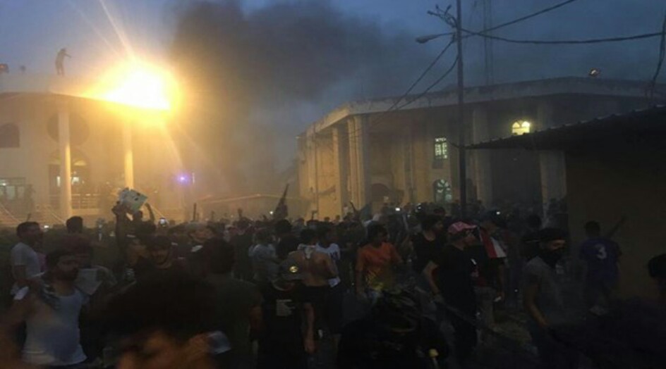 اول رد ايراني حول الاعتداء على مبنى القنصلية في البصرة