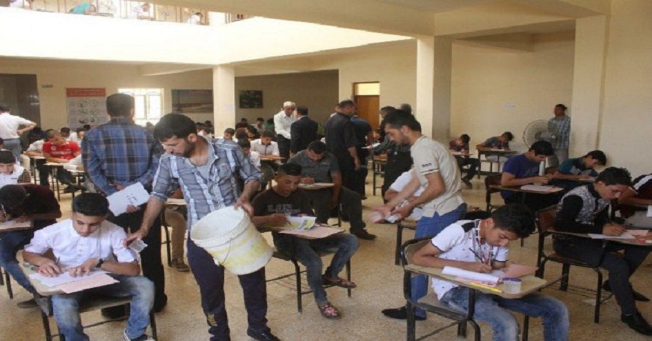 العراق.... اعتقال شبكة تقوم بارسال اجوبة الامتحانات الوزارية!!