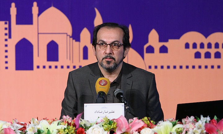 عليرضا رضاداد: ۴۲۰ فيلماً من ۷۰ بلد تقدّمت للمشاركة في مهرجان أفلام الأطفال بايران 