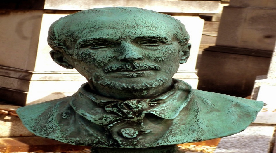 بكاء آرموند رونو على الحسين..والسفه اليزيدولوجي